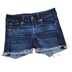American Eagle Womens Size 2 Dark Wash Stretch Cuffed Shorts‎